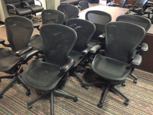 Herman Miller Aeron (2)